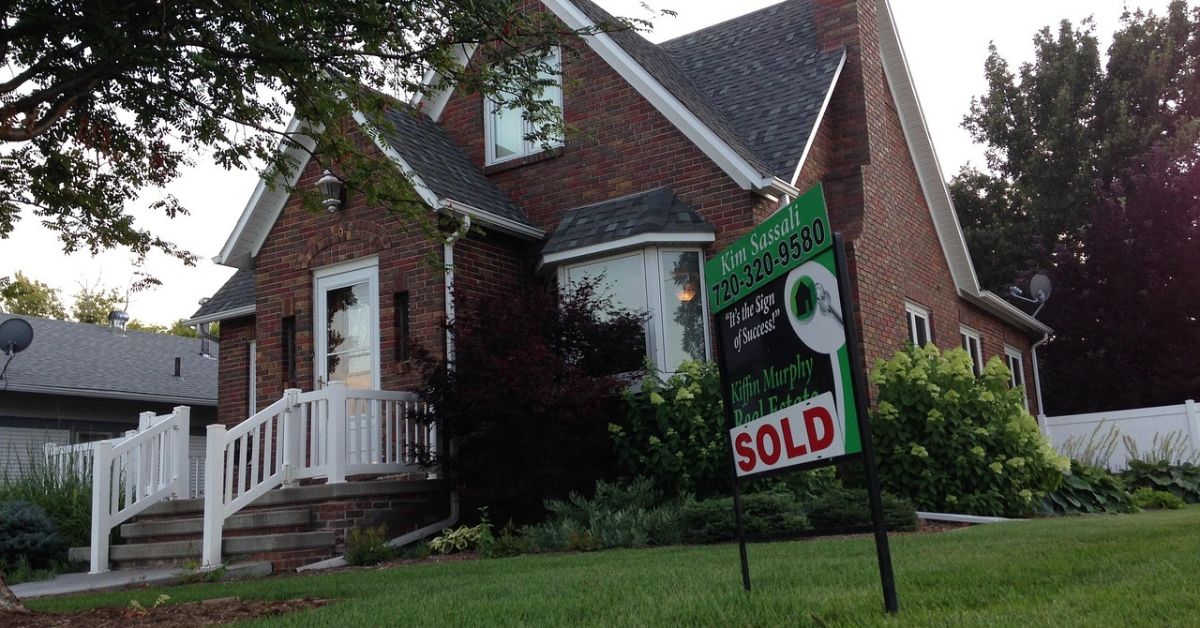 Houses for Sale Under $350 000 in Calgary