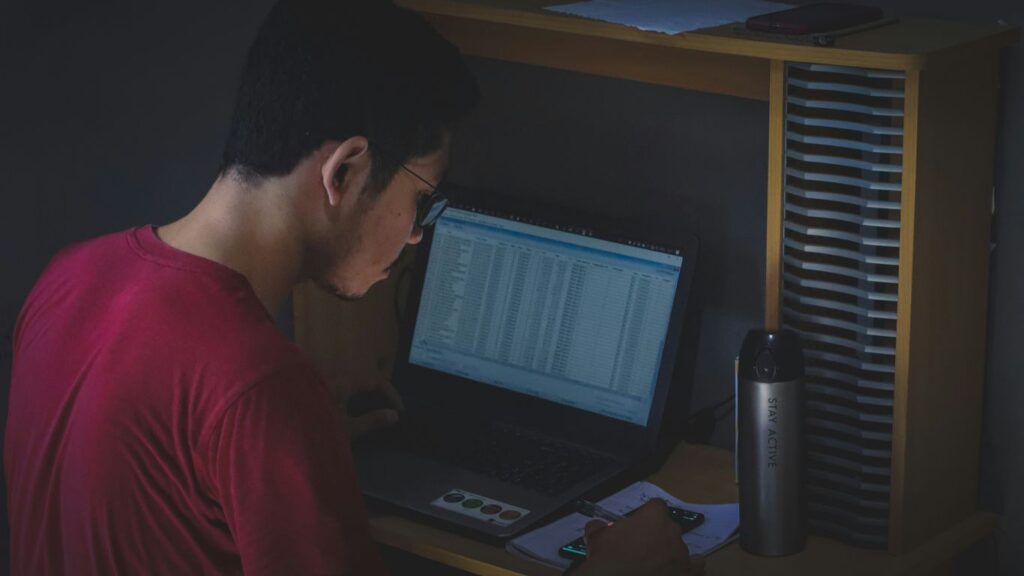 jobs can 14–17 year olds do in ontario